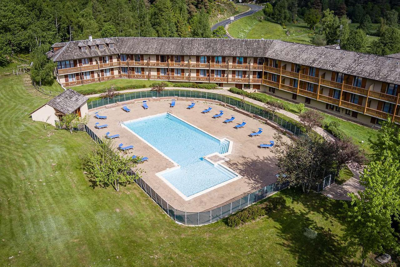 Les Hameaux De Lozere Sure Hotel Collection By Best Western Fournels Εξωτερικό φωτογραφία